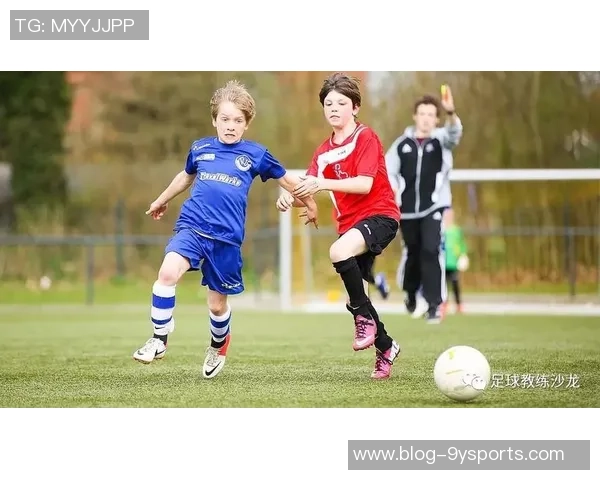 足球翻译的多样性与挑战如何影响全球足球文化的交流与发展